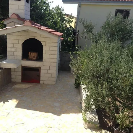 Bosiljka 아파트 *